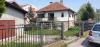Izdajem kuću sa dvorištem i garažom